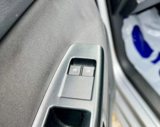 Volkswagen Polo cena 7490 przebieg: 214000, rok produkcji 2004 z Wołów małe 326